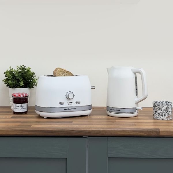 Hamilton Beach Ella Kettle and 2 Slice Toaster Bundle White
