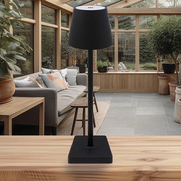 Leonardo Rechargable Touch Lamp Tall LED Black